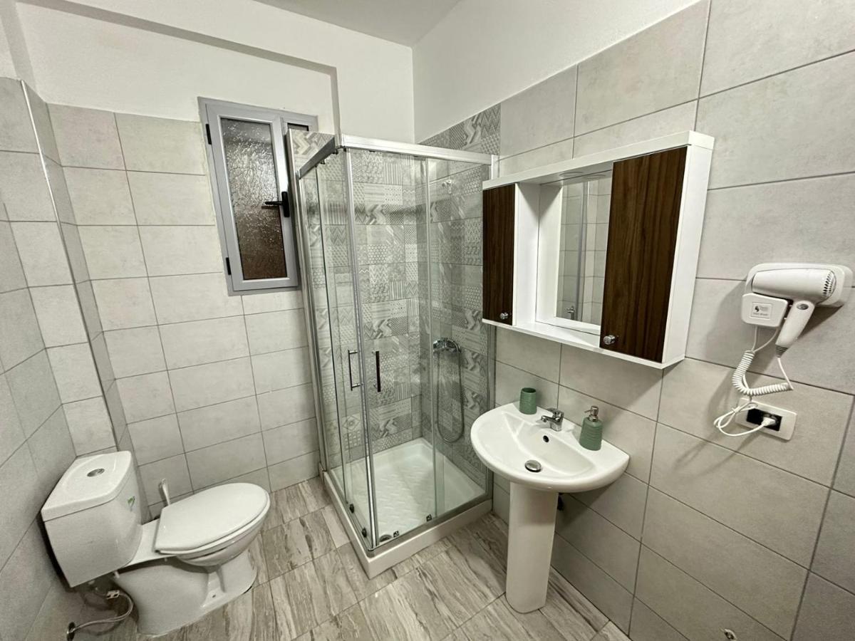 Trea Accomodations - Despacito Port Side Vlore Exterior photo